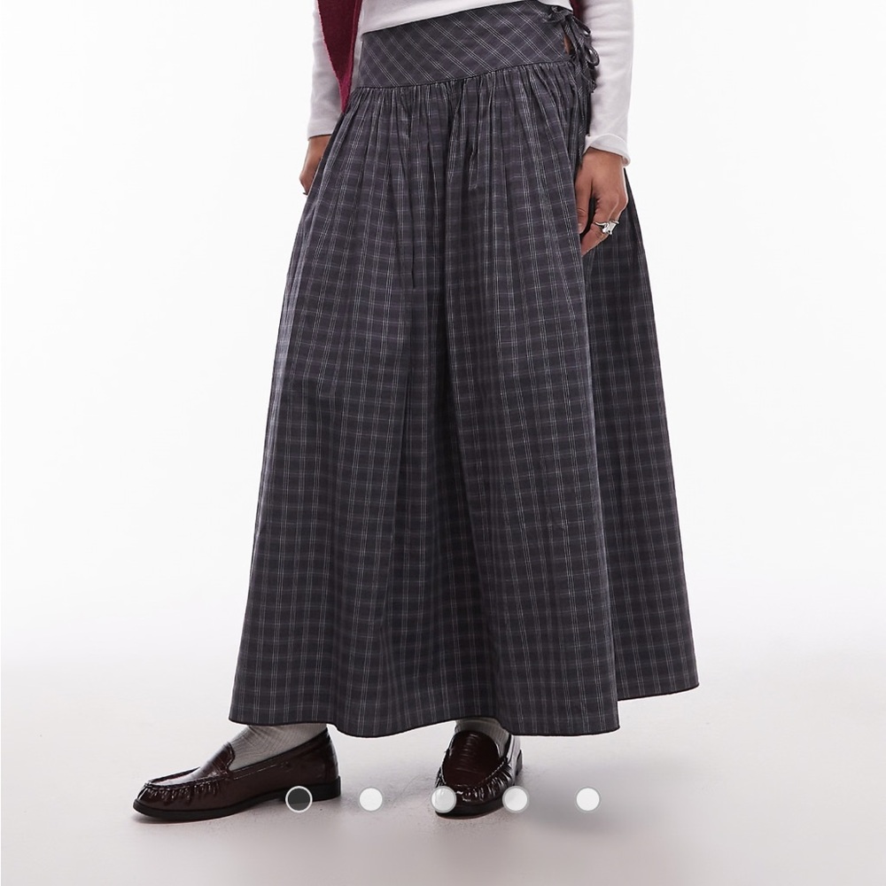 COLLUSION midi skirt in gray plaid - Size 14/16
